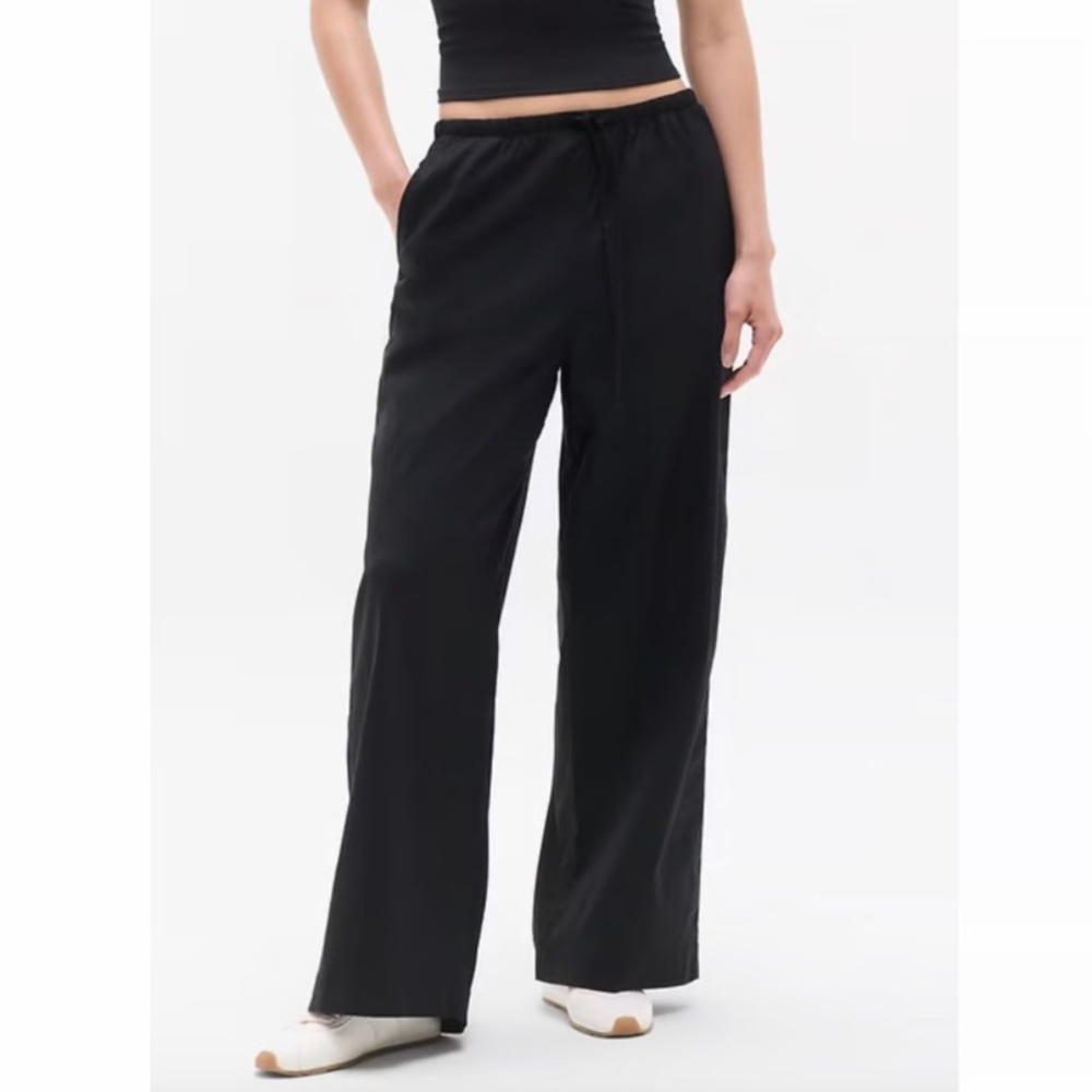 NWT! Tall! Athleta Paradise Wide Leg Mid Rise Pant